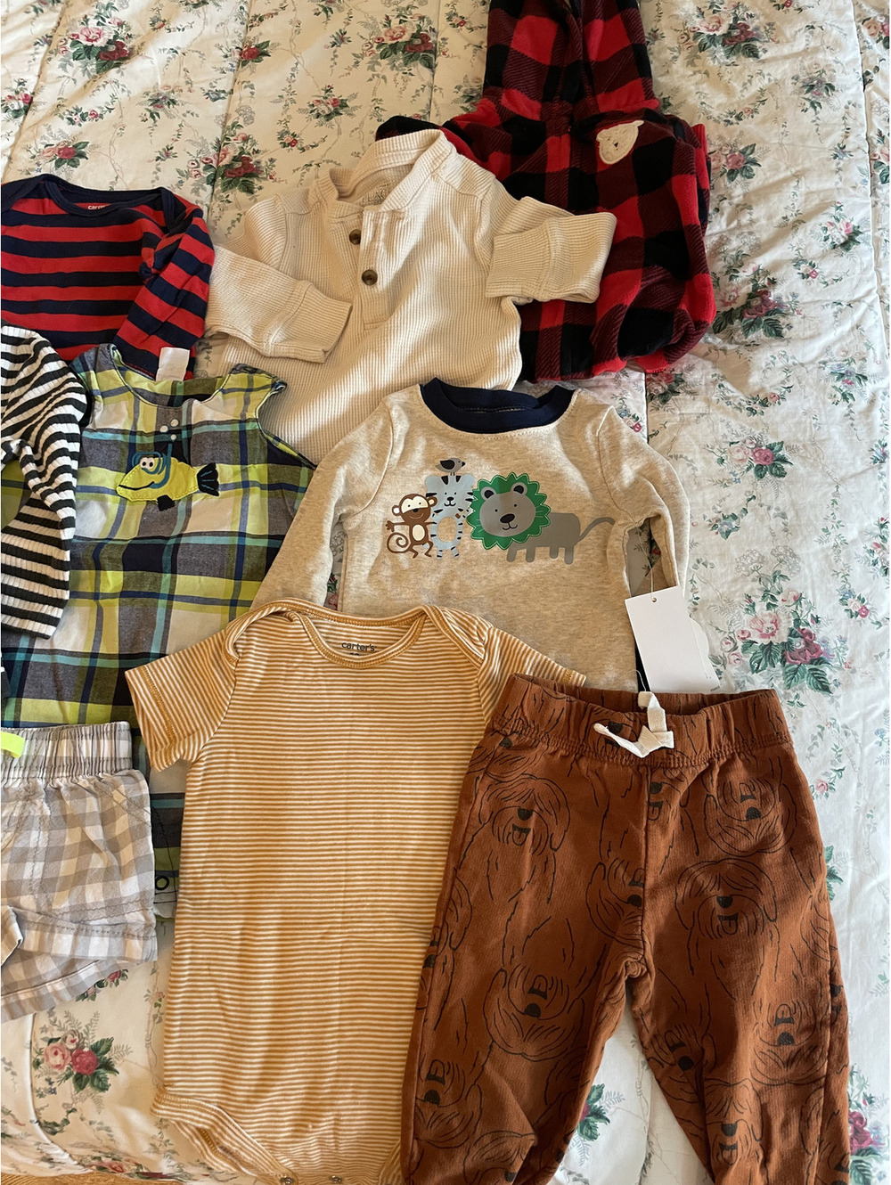 Lot of 12 Baby Boy Clothing Items 3M-12M Mixed Brands - Picture 2 of 4